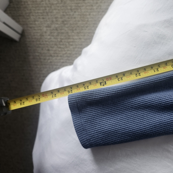 💙 GAP Soft Blue Long Sleeve Tee | Everyday Essential | Only C$8 💙 - Picture 7 of 8